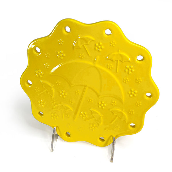 Temp-tations Pierced Ceramic Trivets Set - Yellow Umbrellas Trivet